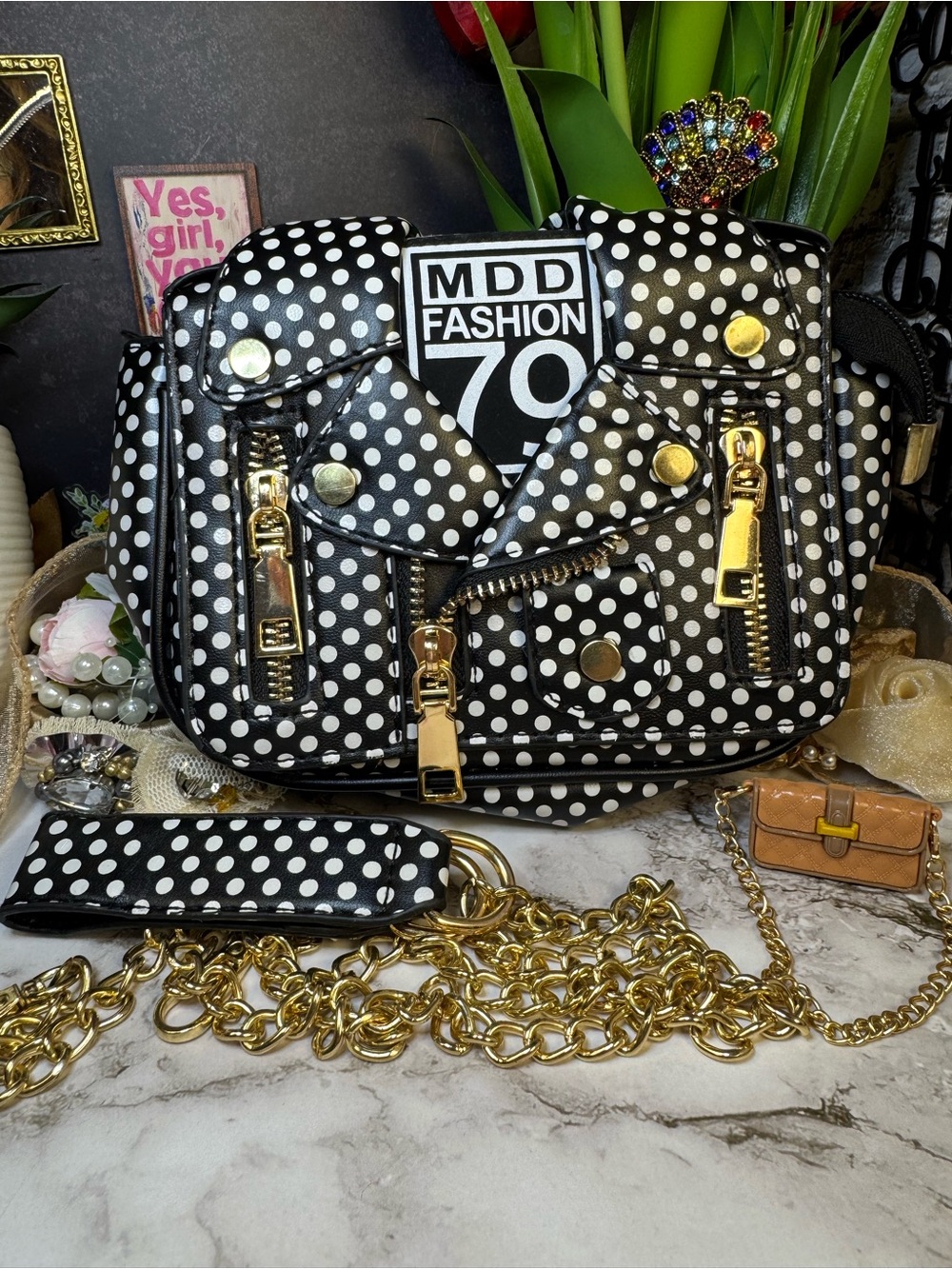 MDD Fashion Novelty Purse